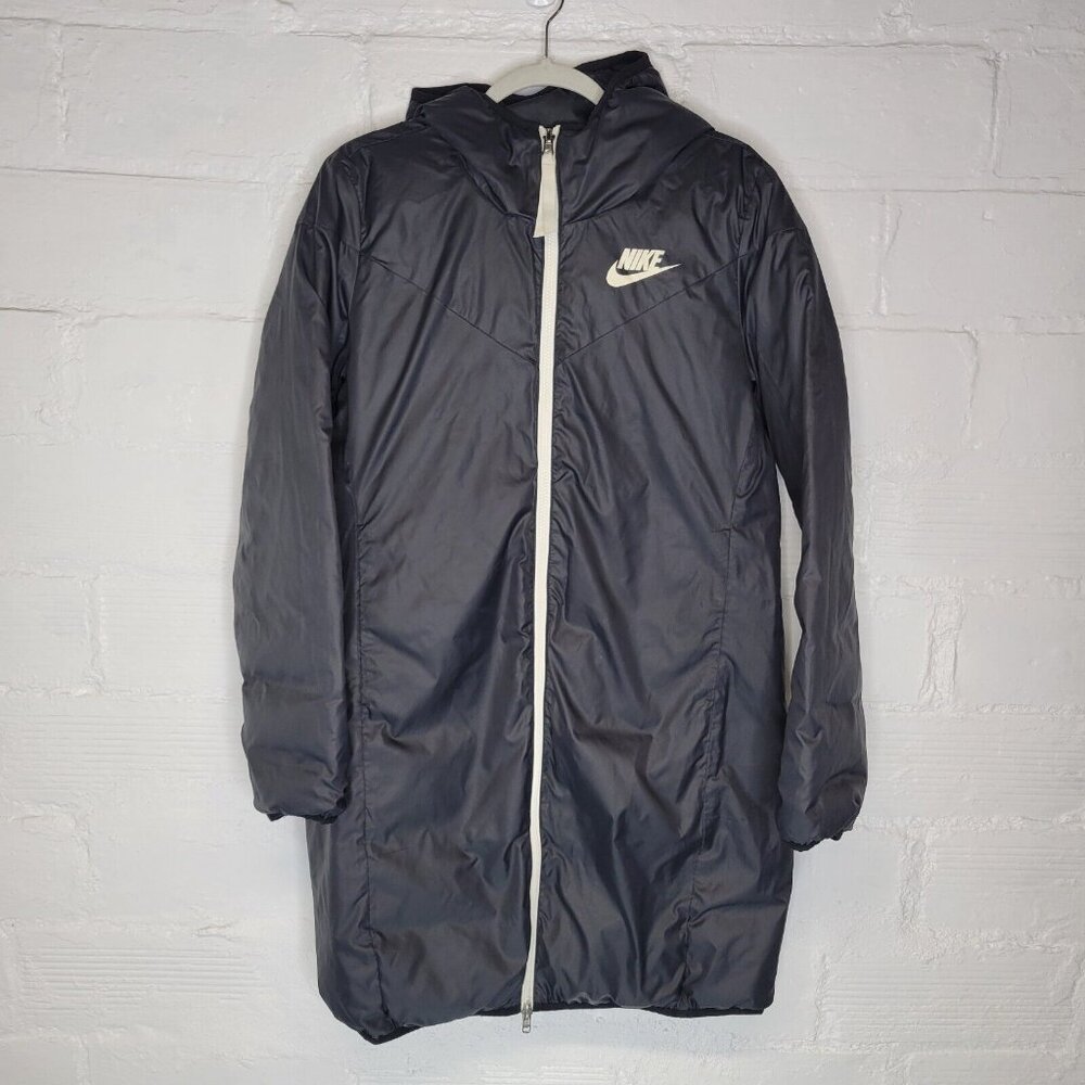 Nike Women's Medium Windrunner Reversible Parka Gray Black